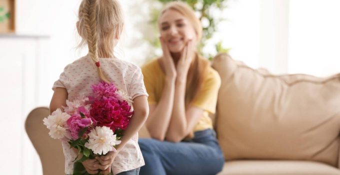 10 Ways To Give Your Mom the Mother’s Day She Deserves