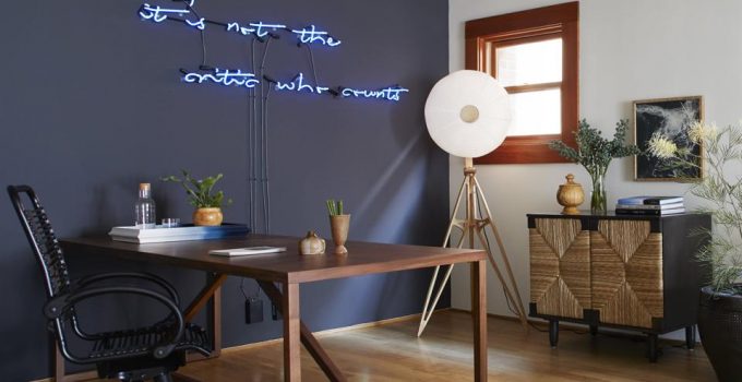 Reasons to Update your Office Space with Neon Signs