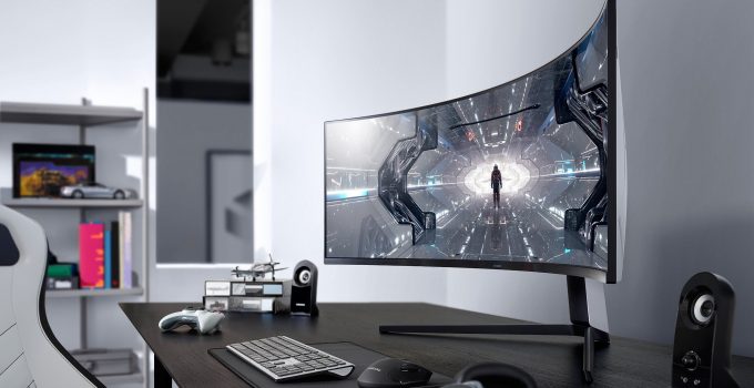Are Curved PC Monitors Good for Gaming in 2024?