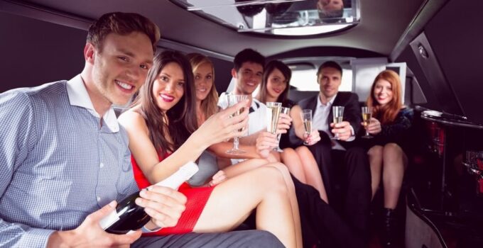 9 Signs You Are Overpaying For Your Limo Services – 2024 Guide