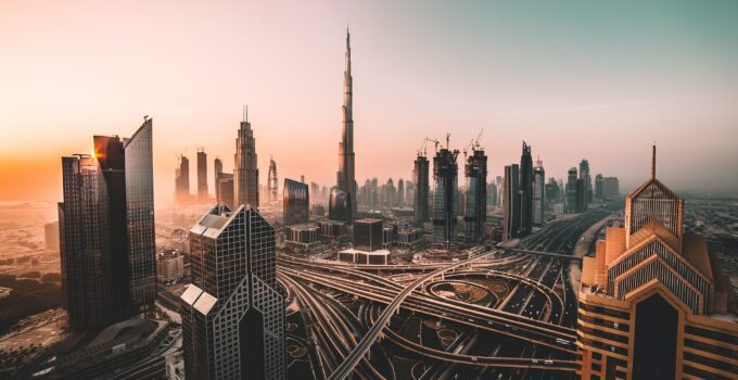 Dubai for Startups: Visas and Registration, Accelerators, Conferences