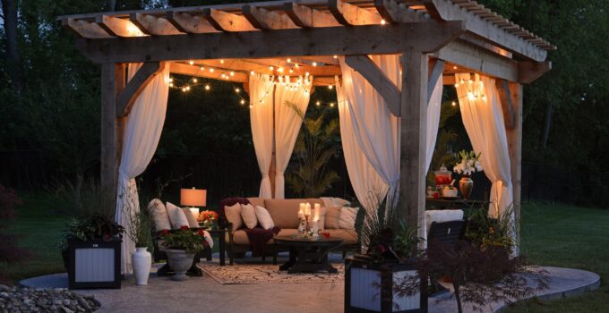 3 Ways To Know If You Can Leave Your Patio Furniture Out All Year