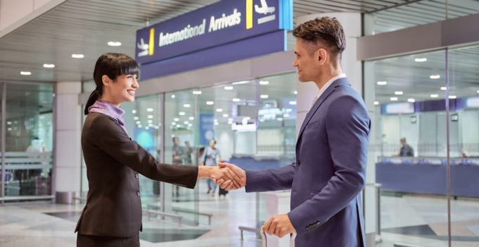 8 Tips For Using Airport Meet & Greet Services For The First time