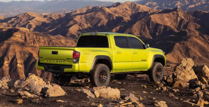 5 Things to Know Before Buying a Toyota Tacoma (Used or New)