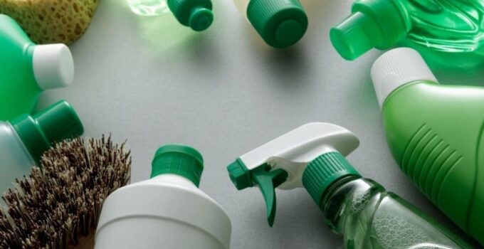 Benefits of Green Cleaning For Your Office in 2024