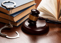 5 Signs You Should Contact A Criminal Defense Lawyer If You’re Charged With A Financial Crime