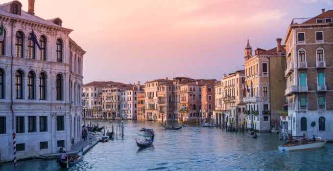 First Time in Italy? 12 Travel Tips to Plan Your Trip Like a Local